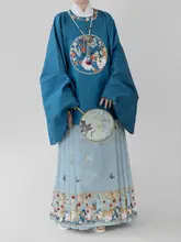 刺繍入りラウンドネック琵琶袖の女性用漢服【春夏用・花槿デザイン】（セットアップ対応）