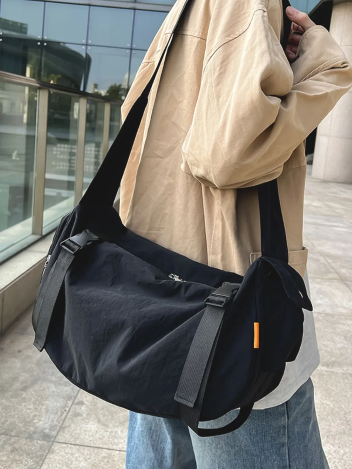 軽い旅行バッグで失敗しない選び方は？