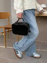 春の新作！多用途のショルダー＆ハンドバッグ【小型・フラップ付き】