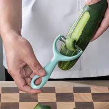 ステンレス製ピーラー【プラスチックハンドル・キッチン用・便利な野菜用】