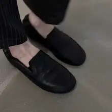羊皮風のレトロデザイン ブラック本革ラウンドトゥスリッポンシューズ【極上の柔らかさ・フラット・女性 用】