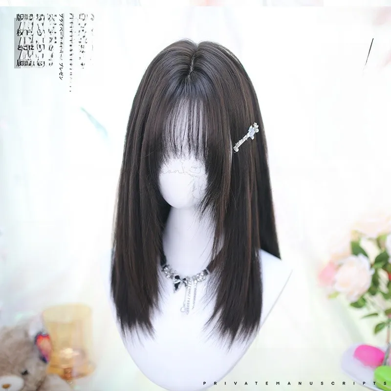ヘアカタログ ミディアム ストレート で悩むなら、この1つのスタイルが救う？