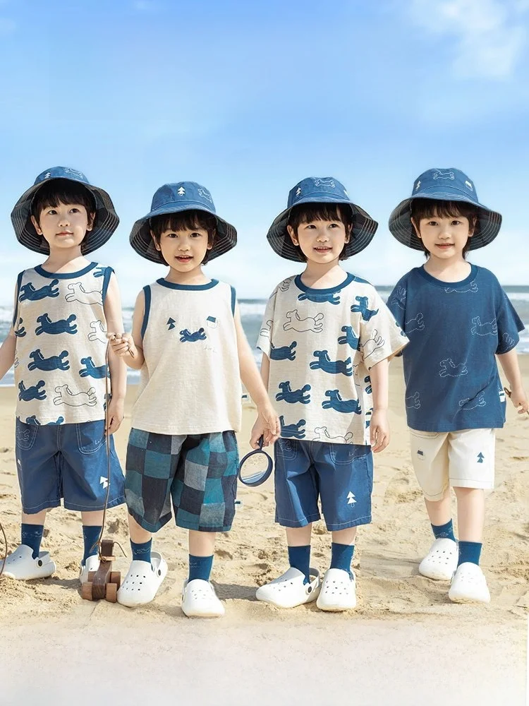 赤ちゃんサイズの夏用涼感ノースリーブセットアップは、2歳児の快適な日常に最適か？