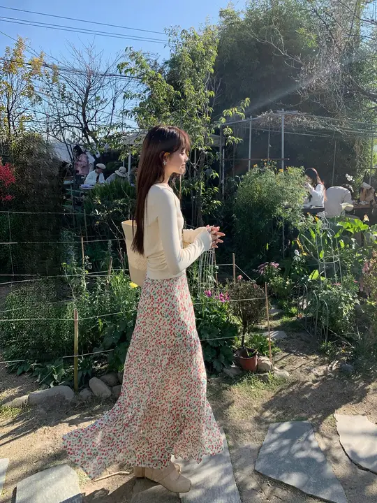 春夏用 高腰フラワープリントミディスカート【美しいシルエット】（セットアップ対応）