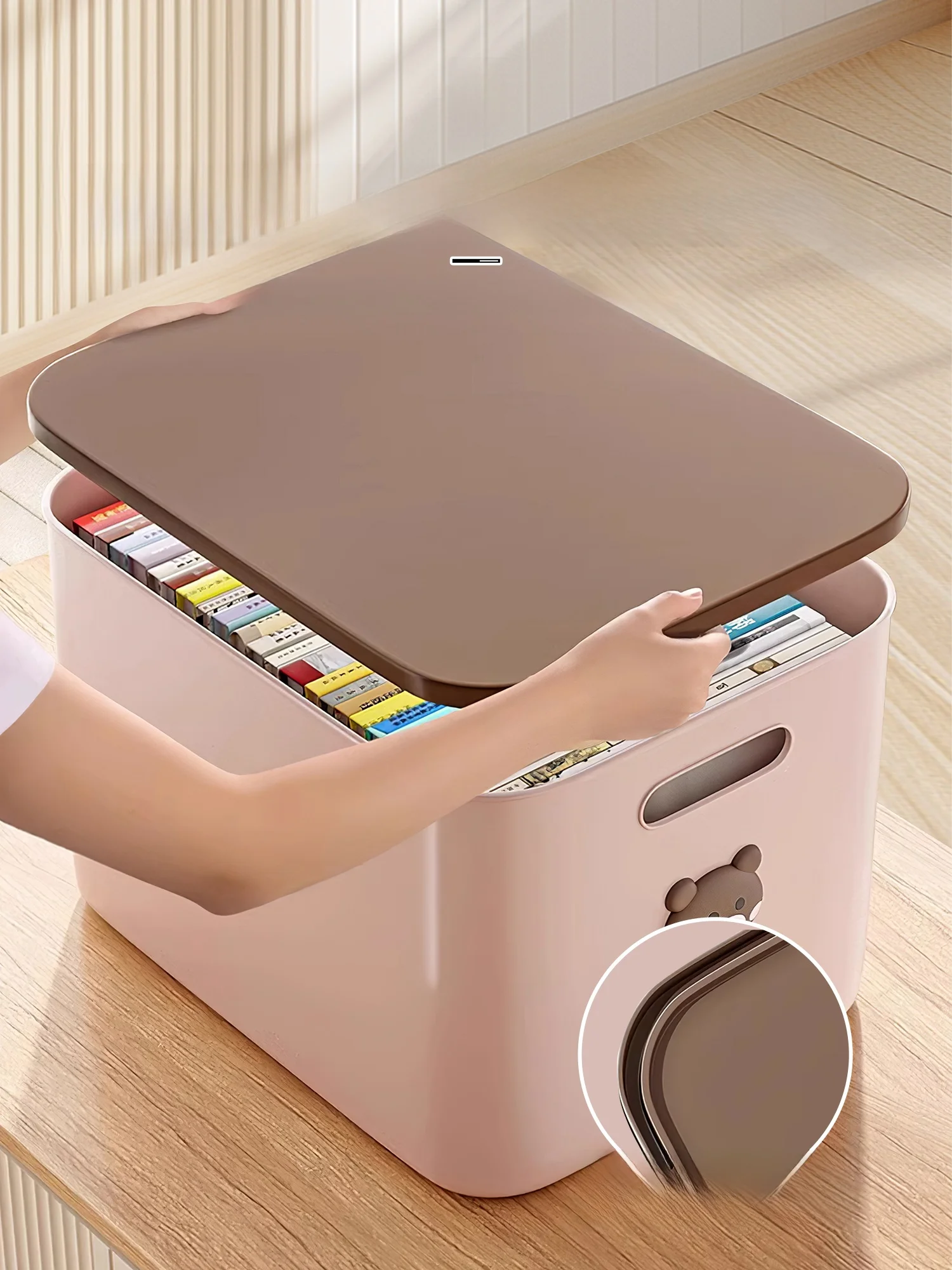 デスク用収納ボックスZ-0008：固定式プラスチックボックスの実用性と空間適応性