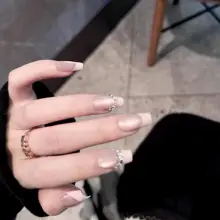 グラデーションデザインの猫目ネイル【高級感・短め・手作り】