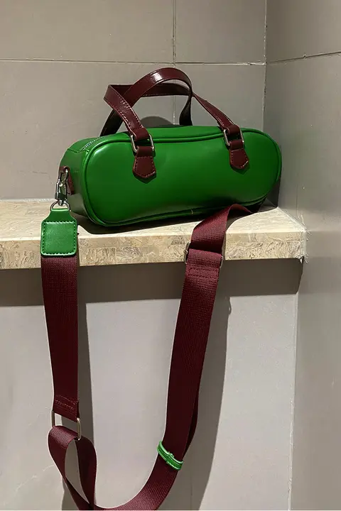 レトロデザイン ボストン風サドルバッグ【色彩豊かな幅広ショルダーストラップ・ショルダー＆クロスボディバッグ】