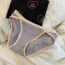 シンプルなロマンティックな開きデザインのレディースコットンパンティ【セクシーで魅力的】