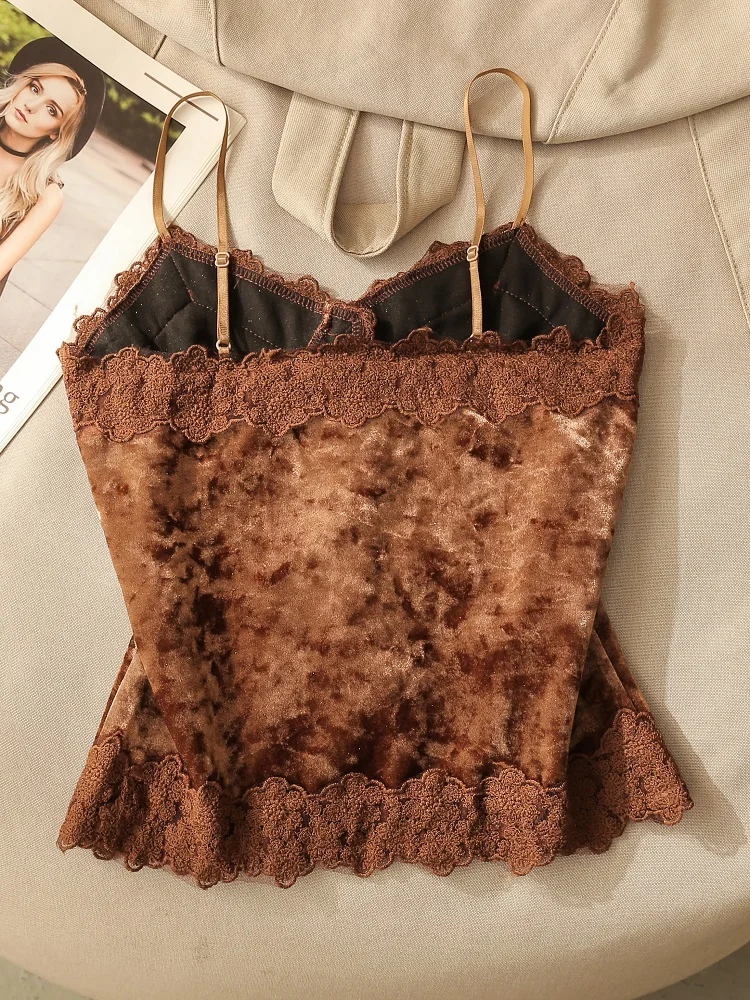 トップスのフィット感を測るための実測ガイド：萌起來のベルベットレースタンクトップ
