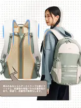 大容量デザインのスポーツリュックサック【バドミントンラケット収納可・多機能】