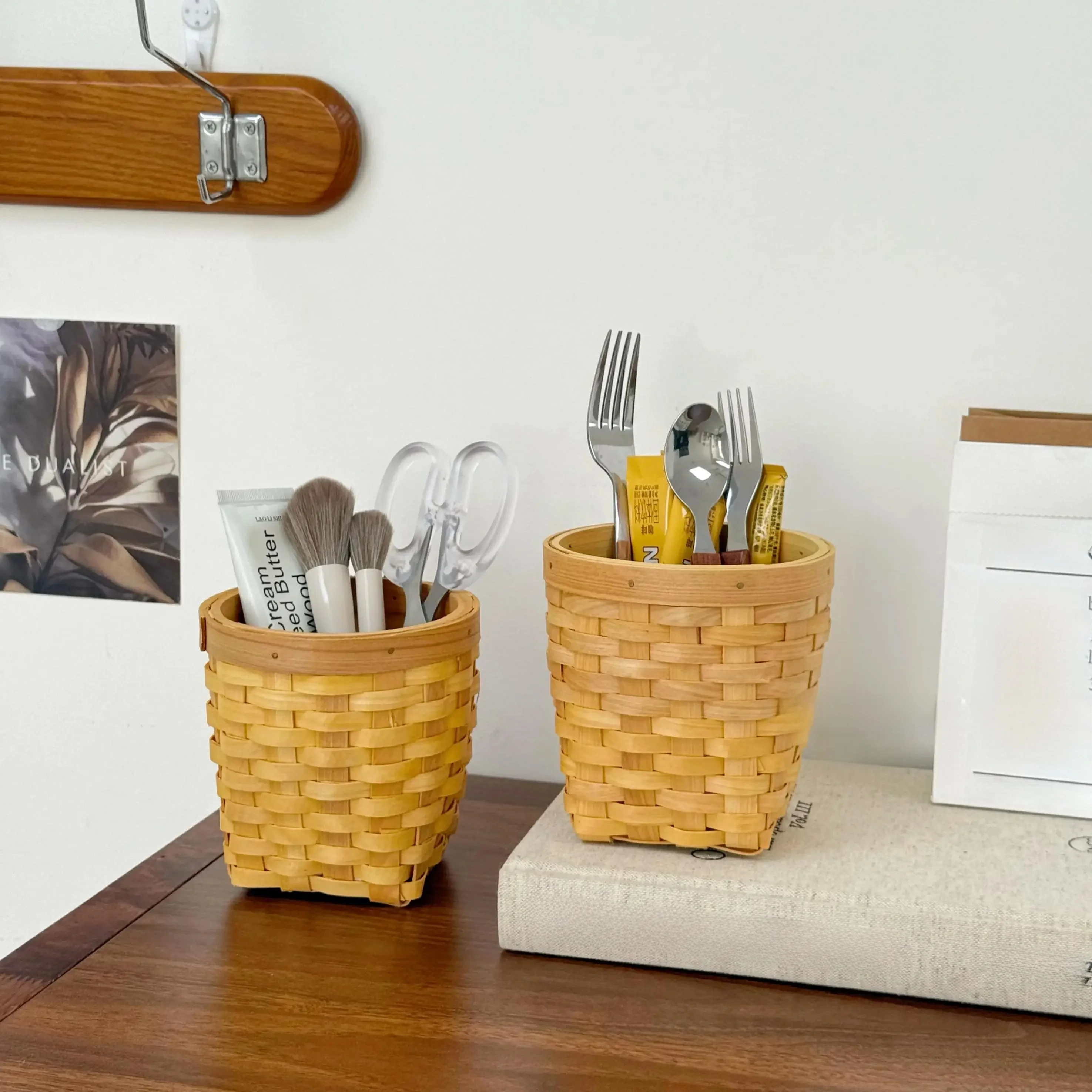 「ploom stand」とは？レトロ風編み込みペンスタンドが本当に注目されている理由とは？