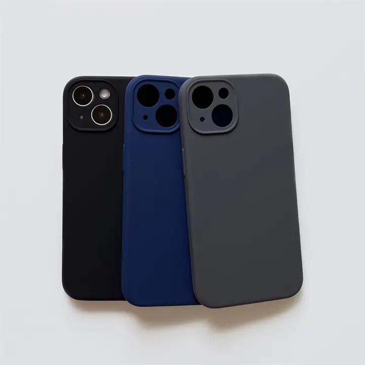 iPhone用 液状シリコンケース【衝撃吸収・ブラック・シンプルデザイン】