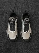 通気性に優れた防滑ランニングシューズ【新作・登山・ウォーキング・回転バックル】