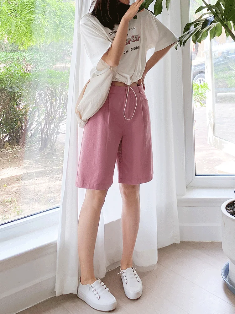 40代の夏にぴっ  たりなショートパンツ：活力デニムショートパンツの実用性と着用シーン
