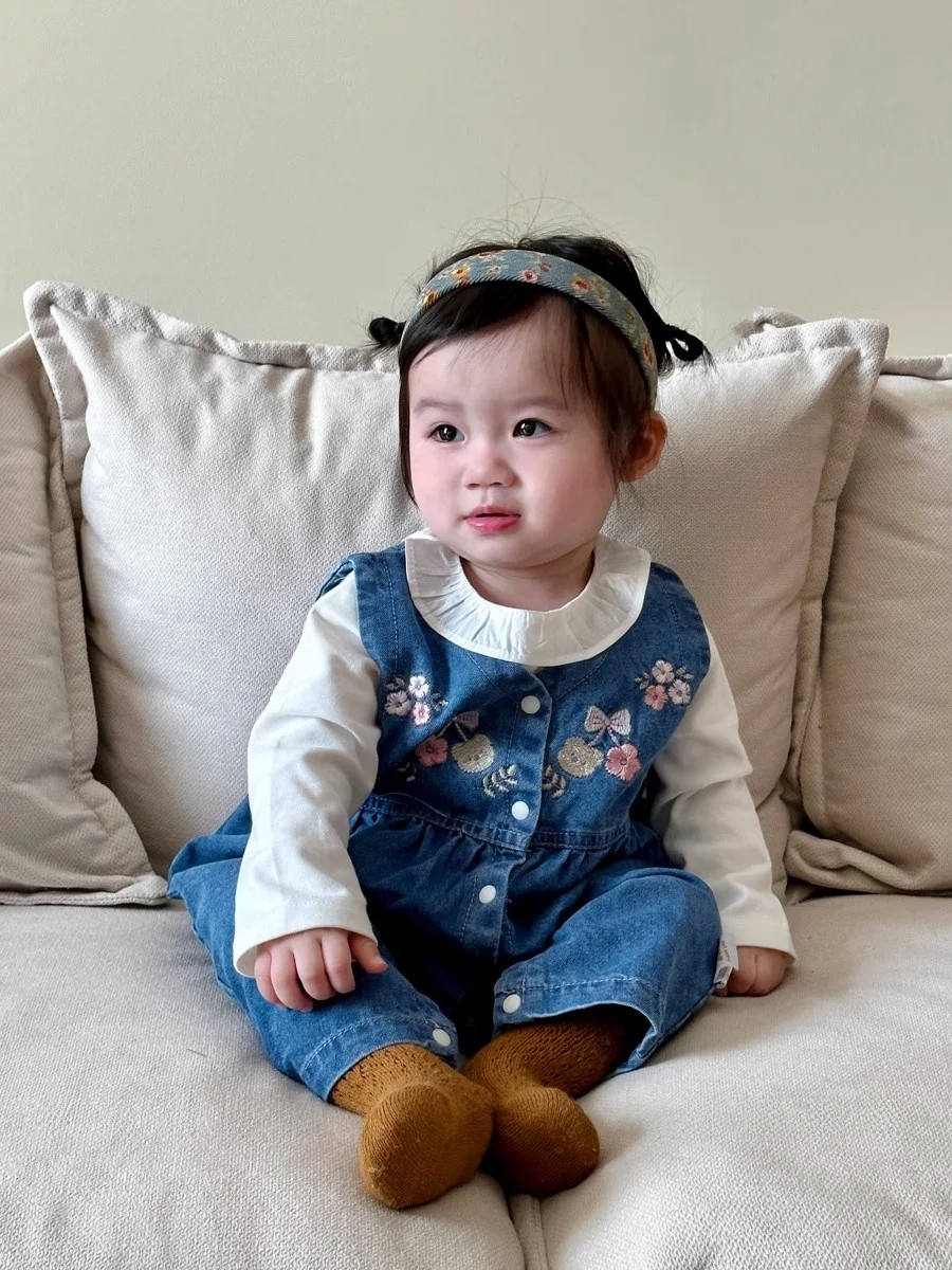 バースデー ベビー服はどう選ぶ？刺繍デニムとフリルのセットアップが解決する3つの悩み