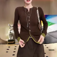 独特なデザインの長袖ニットトップス【大きいサイズ・体型カバー・春用】（セットアップ対応）
