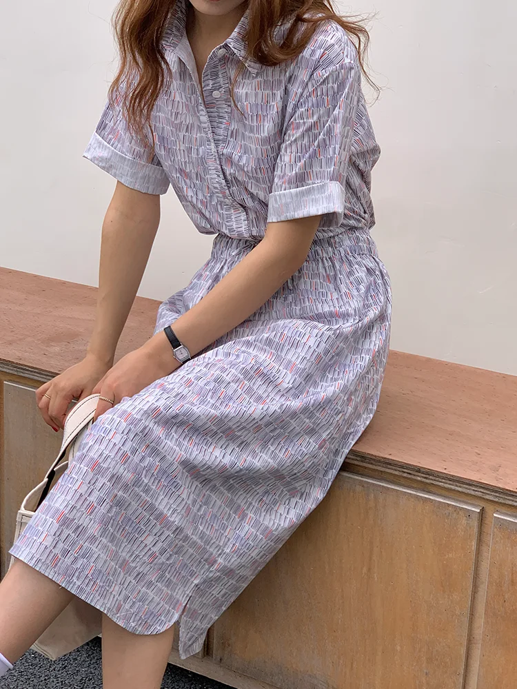 20代の女性が今流行りの服を選ぶとき、どうやって「心に響く」コーデを決める？