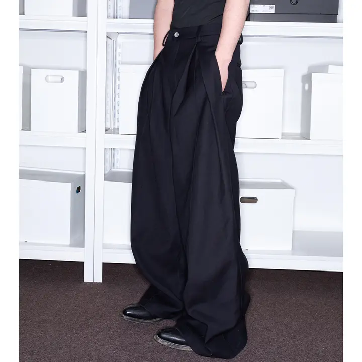 立体褶皺のワイドパンツ【シルエットを強調・しわになりにくい・快適なスタイル】（セットアップ対応）