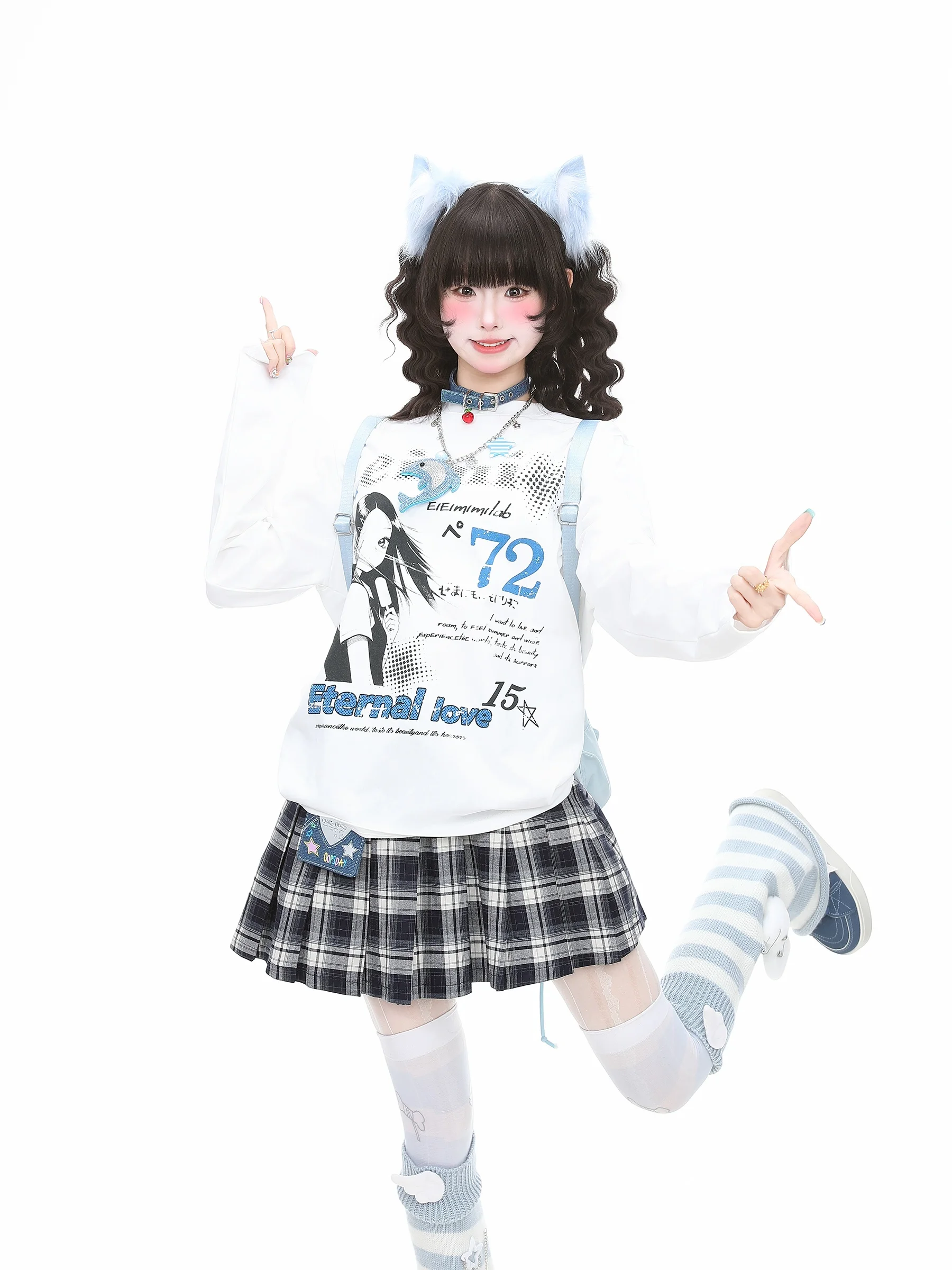 Y2Kスタイルの長袖Tシャツ：Languid Parkの迷彩デザインが定義する春のカジュアルスタイル