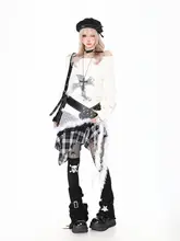 十字架柄オフショルダーセーター【秋冬用・カジュアル・細見え効果】