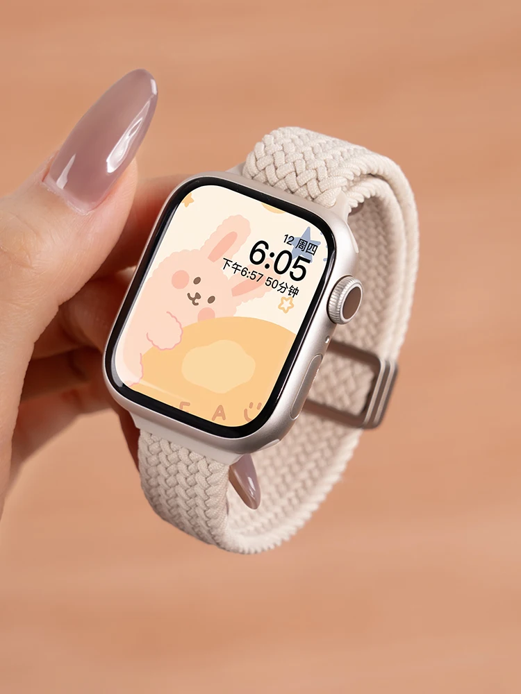 AirPods と Apple Watch で過ごす日常を彩る、その鍵は「表帯」にあり？