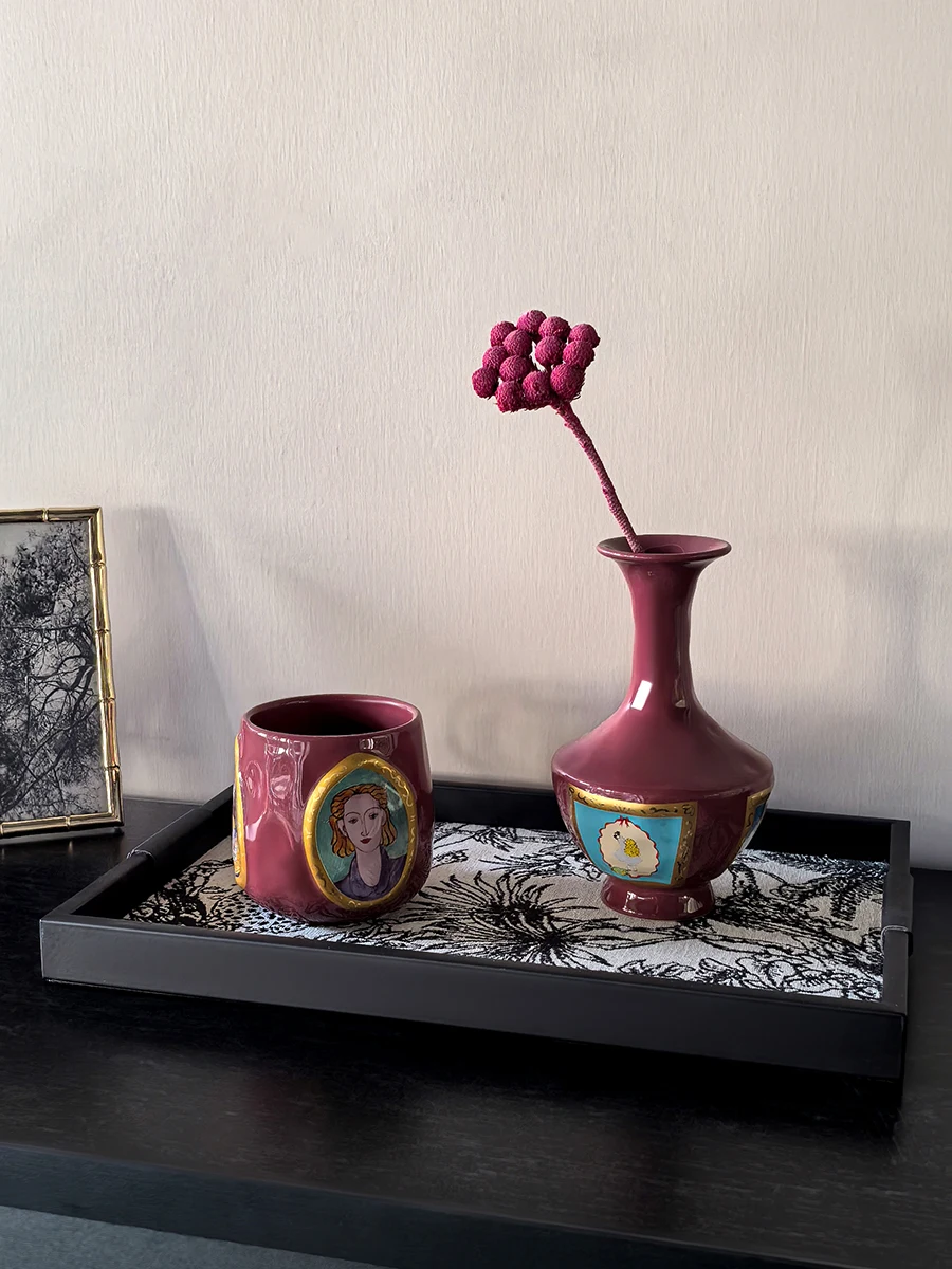 手描き陶器花瓶：简约现代风格のリビング向け高級花器選び方