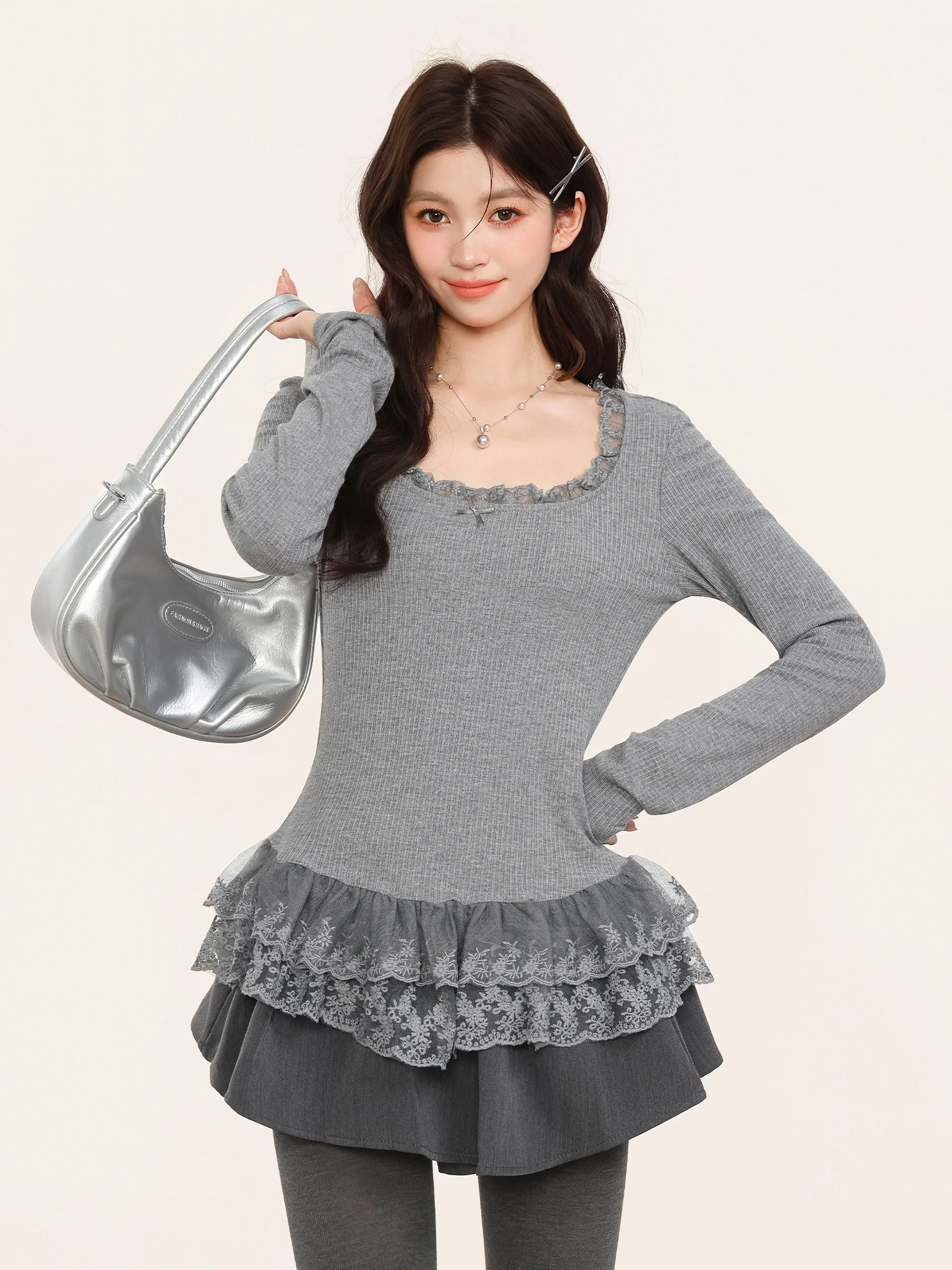 レース切り替えフリル袖Tシャツ【ウエストシェイプ・Uネック・長袖】