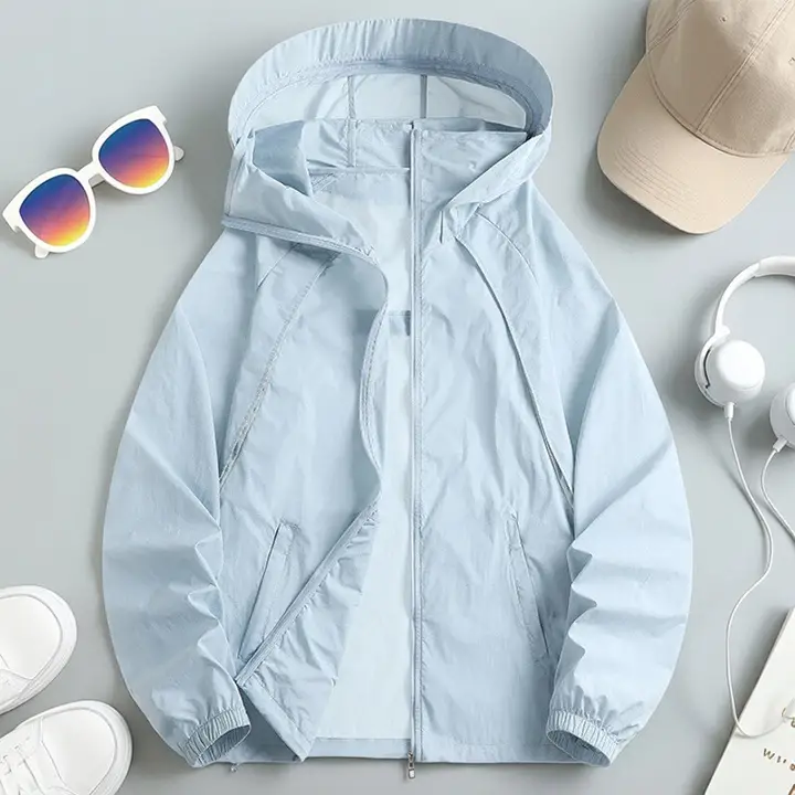 UPF50+対応の軽量アウトドア用紫外線防止シャツ【夏用・通気性あり】