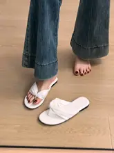 フランス風デザインの滑り止めフラットサンダル【夏用・女性用・スタイリッシュ】