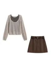 秋用レディースカフェカラーのニットトップスとボトムス【スタイル・韓国風・デザイン性高め】（セットアップ対応）