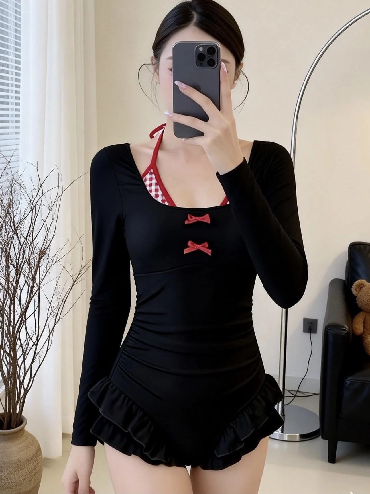 低身長の女性が着ていても「スタイルアップ」に見えるワンピースは？