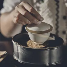 手作りの功夫茶具 小型蓋碗【古風デザイン・家庭用・景徳鎮製】