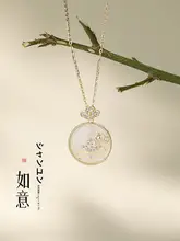 和田玉のペンダント付きシルバー ネックレス【軽やかで高級感のあるデザイン・女性用】