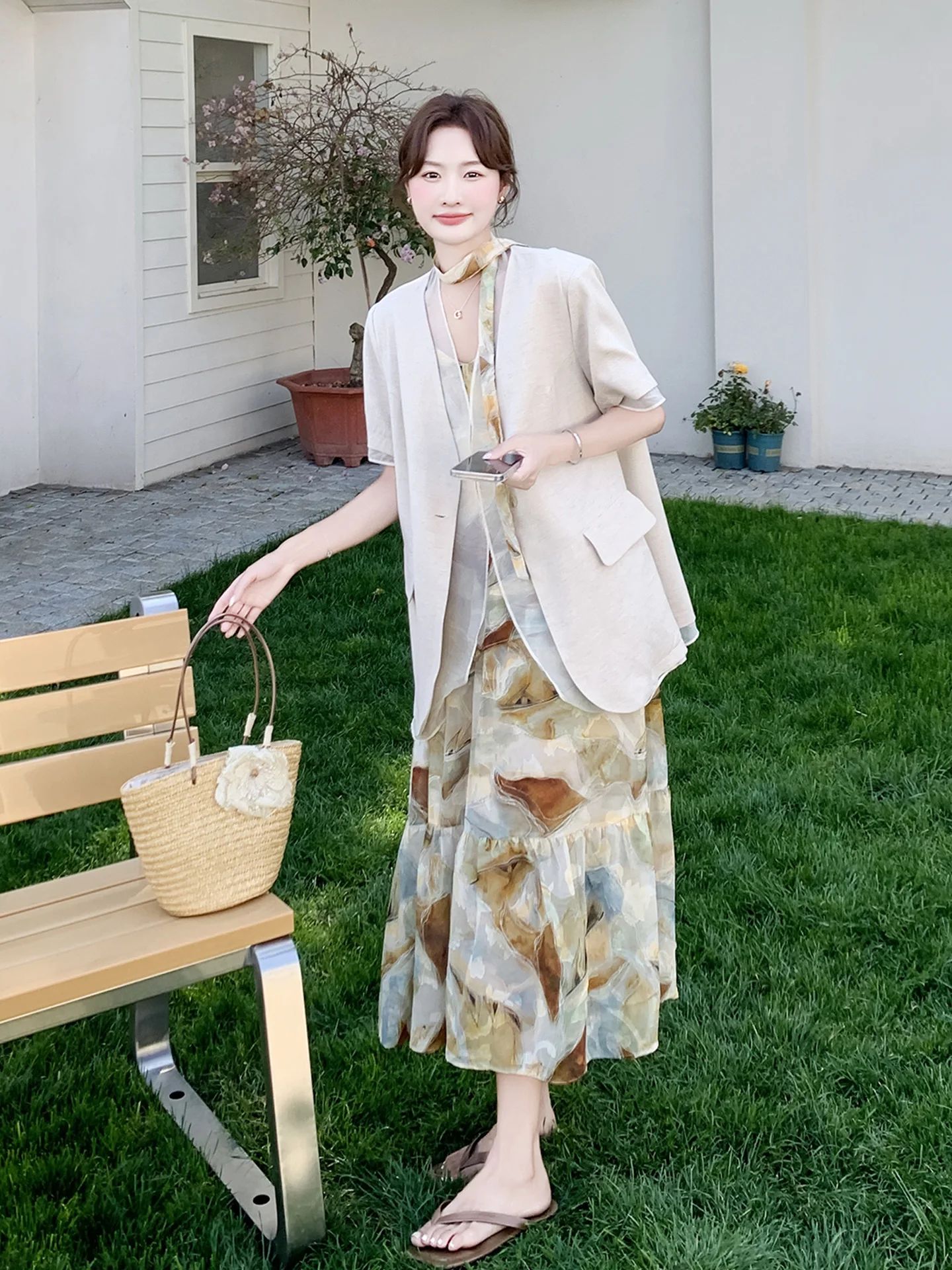 10月23度に着る服装はどう選ぶ？夏のスタイルを活かした通勤コーデの答えはここに