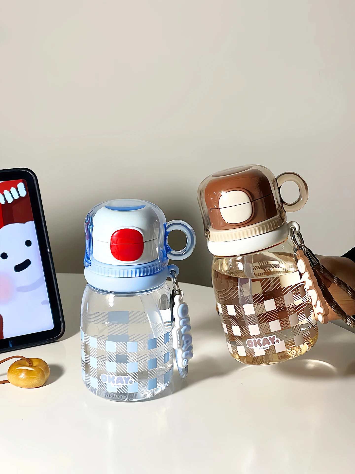 ストロー付き水筒を大人に選ぶべき理由は？おしゃれで実用性も抜群の1リットルモデルを徹底解説