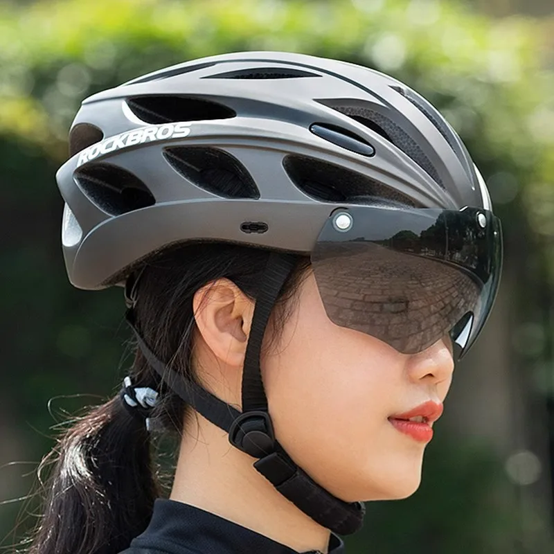 UVカット機能の自転車ヘルメットは本当に必要？その効果と選び方を徹底解説