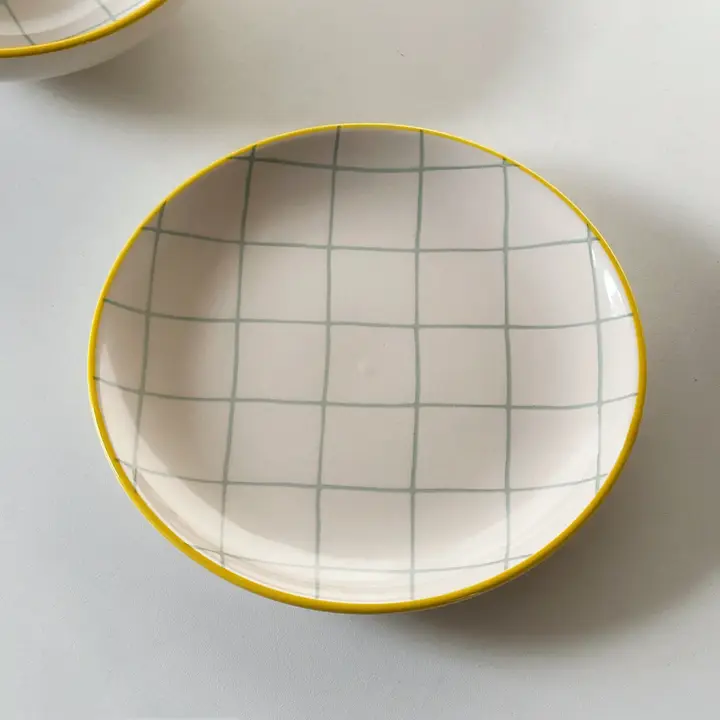 格子デザインの高級陶器食器セット【おしゃれなプレートとボウル・北欧風】（セットアップ対応）