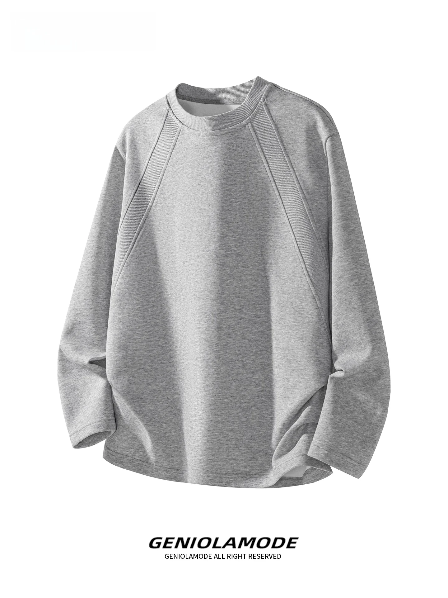メンズ ロングtシャツ オーガニック棉 おすすめ：Genio Lamodeのゆったりシルエット長袖Tシャツ