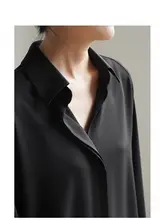LIMONN 不規則Vネックブラック長袖シャツ【秋冬用・女性用・スリムフィット・多用途】
