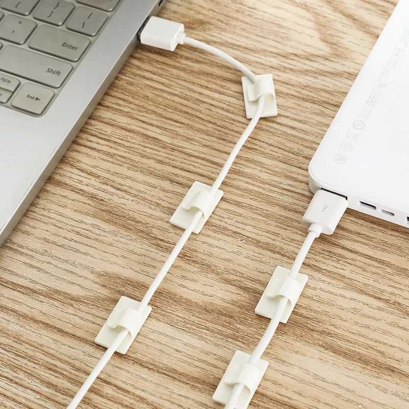 壁掛け電線整理器：パソコン配線整理の効率化と安定性向上のための多用途固定器