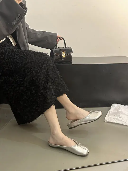 羊皮製 ヴィンテージ風 フラットトング サンダル【シルバー・スリップオン】