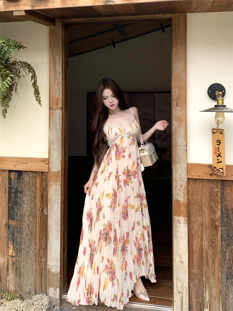 ランジェリー キャミソール いつ着る？夏の訪れとともに変わる、スタイルと体調のバランスを決める瞬間