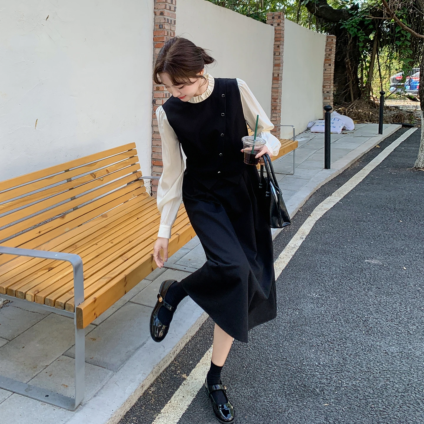 黒ワンピース アウター 春 おすすめ5選：どんな感じ？価格やシーン別選び方を徹底解説