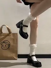 黒色のレトロな太ヒールハイヒール【夏用・マリジェン風・小柄向け】