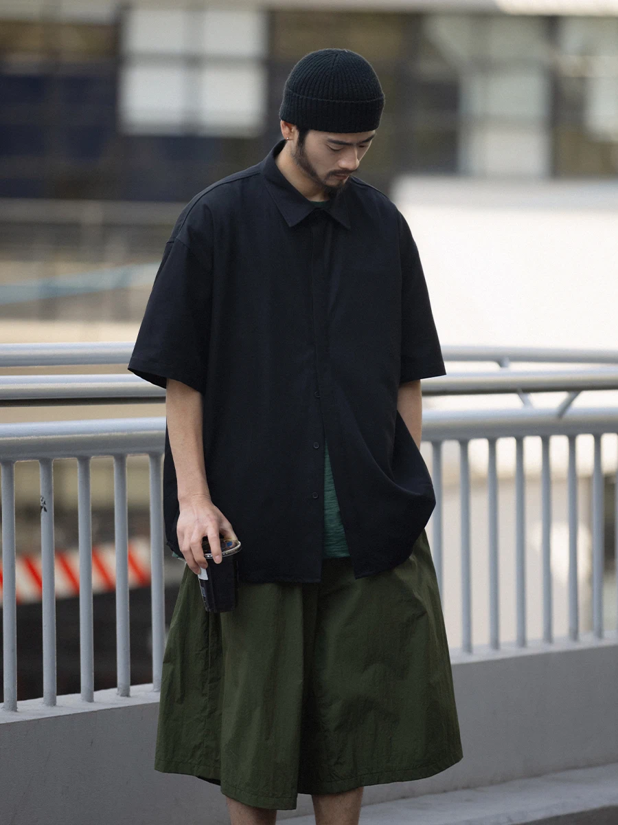 コンバットシャツを着こなすのに迷うなら、この1着で解決できる？