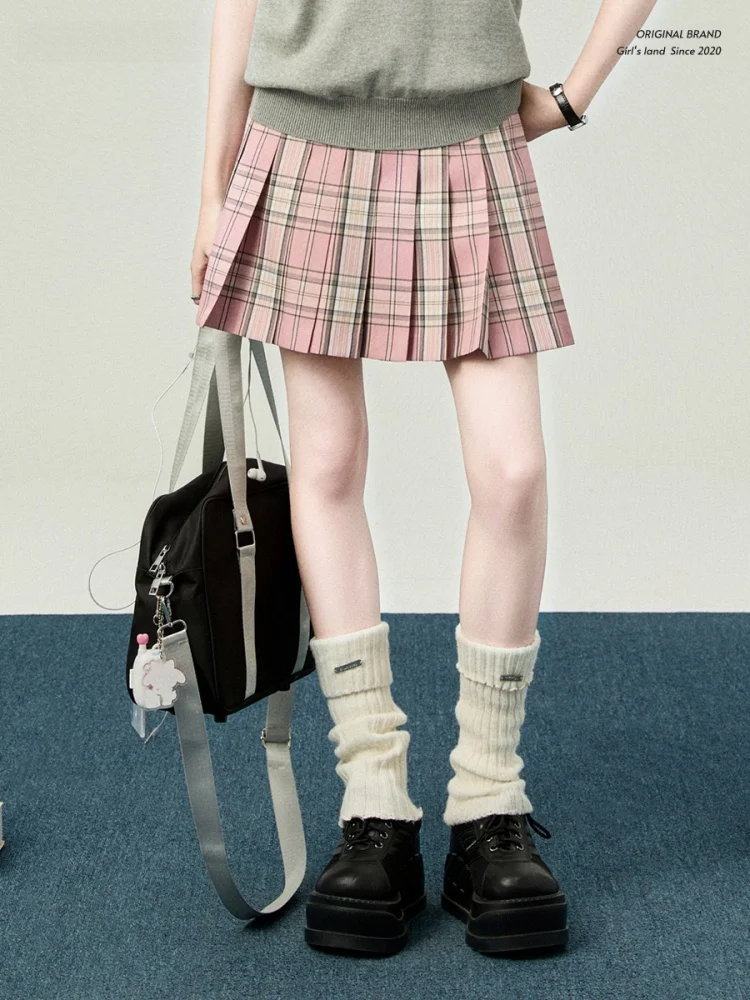 春の制服風 ジェイケー格子柄スカート：中学生女子が選ぶ日常スタイルの実用性とデザインバランス