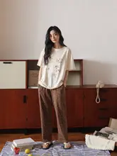 かわいいカートゥーンプリントの半袖長ズボンパジャマ【綿100%・ウェア・カジュアル・家庭用】（セットアップ対応）