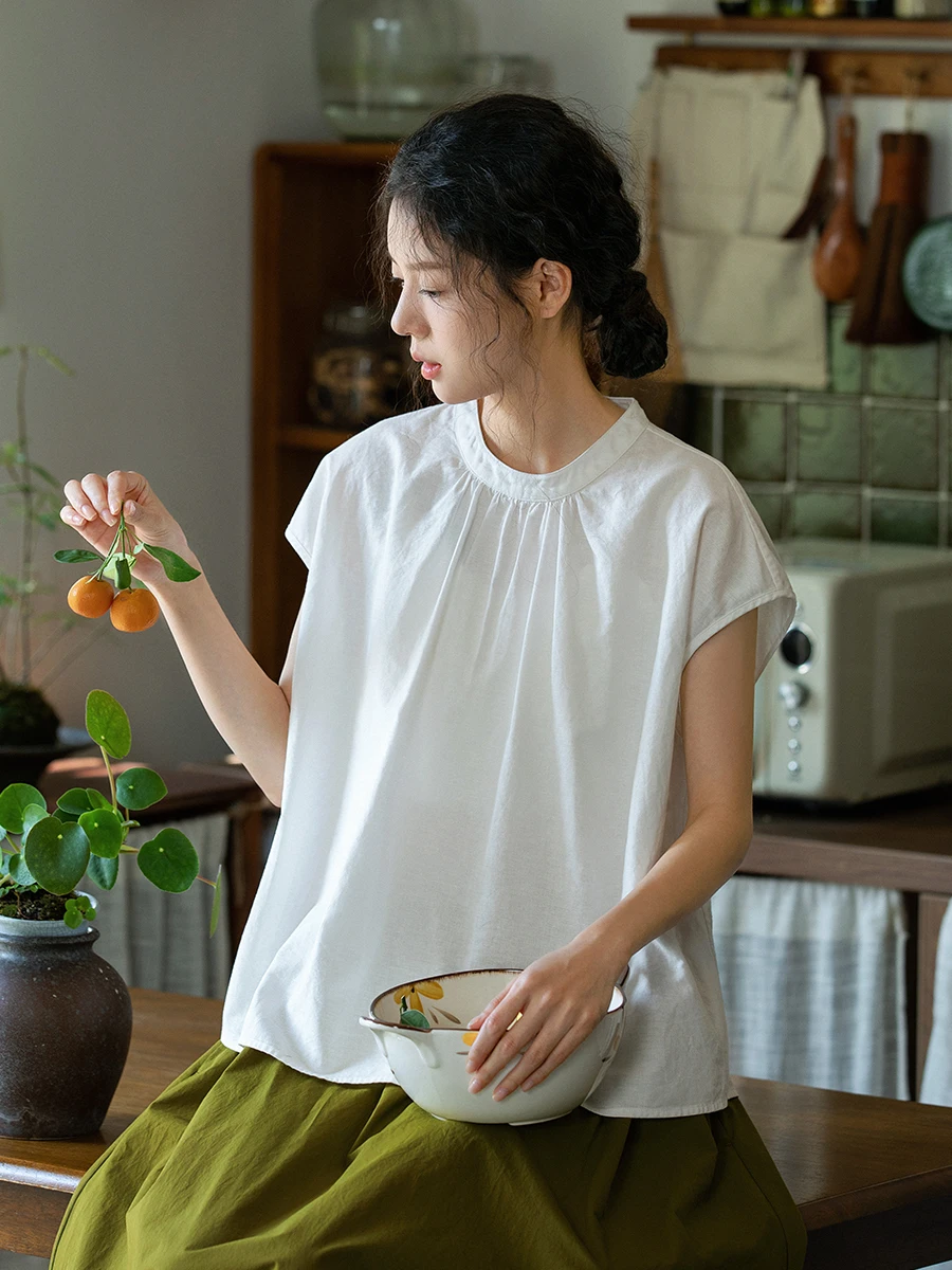 緑ティーシャツを選ぶべき理由は？その色の意味と、夏の日常に溶け込む方法
