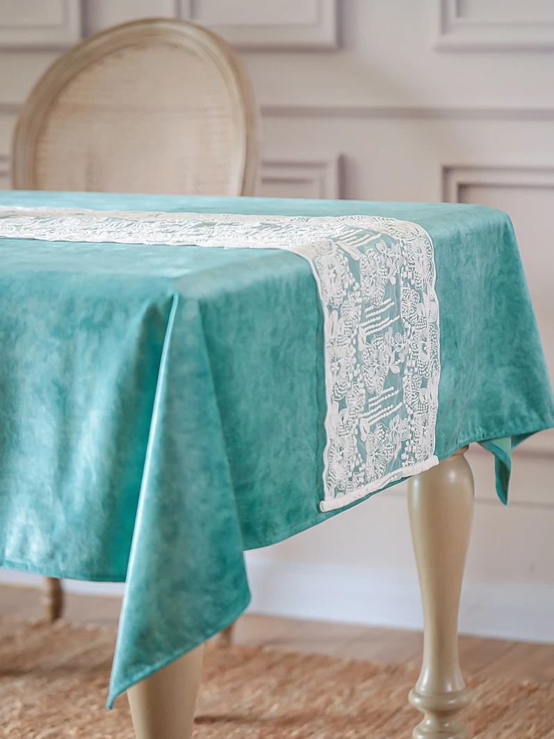 Miss Peony ベルベットテーブルクロス：北欧風円形敷物の実用性と設置ガイド