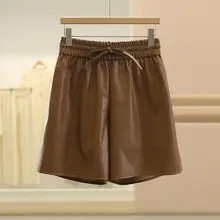 ウエストゴムのワイドレッグパンツ【皮素材・カジュアルスタイル】